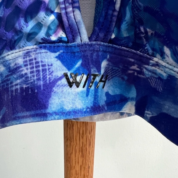 Peloton Watercolor Crop Tank Top Sleeveless Fitted Mesh/Keyhole Back sz Med - Picture 2 of 7